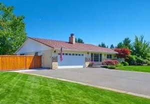 Puyallup Wa Usa 98373 Interlock Metal Shake Roof Aged Copper Ground Front Yard Left